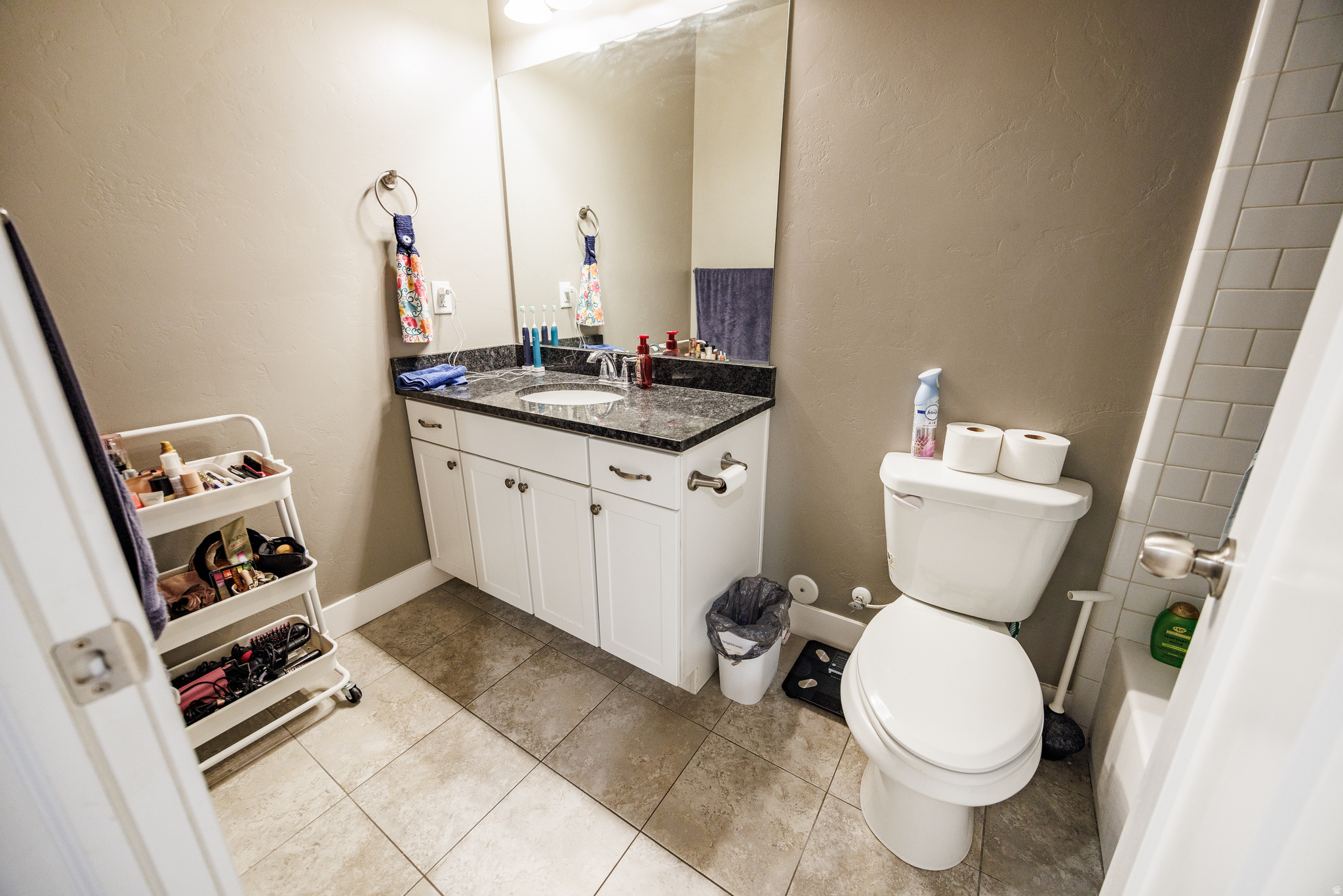 WINDSOR COVE - Residential Income