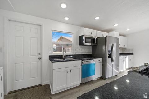 758 E 3rd St S, Ogden, UT 84404 - MLS#: 2053919