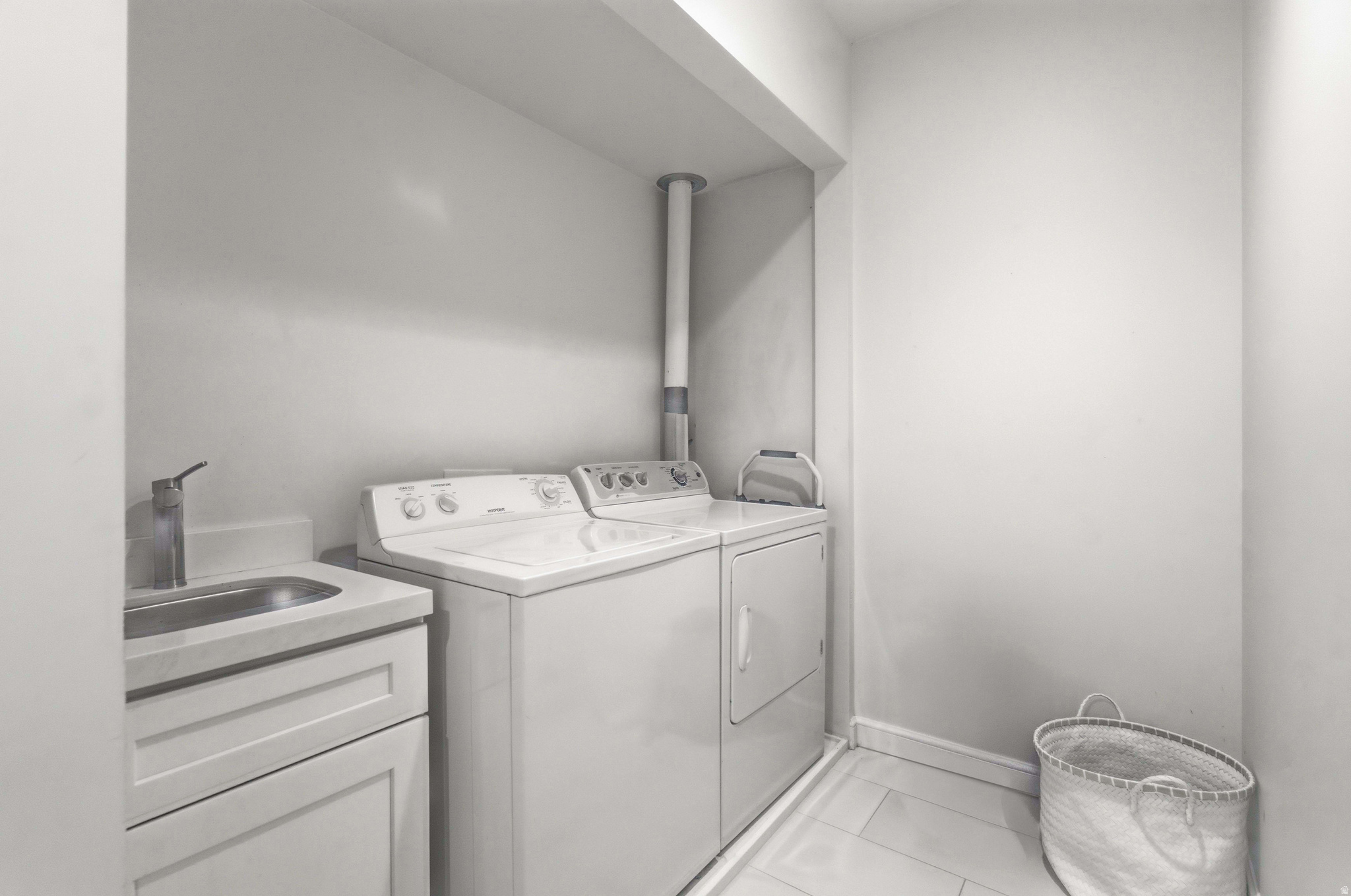 WASATCH TOWERS - Residential