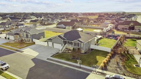 Tiny photo for 3561 S 5160 W, Hooper, UT 84315 (MLS # 2141002)