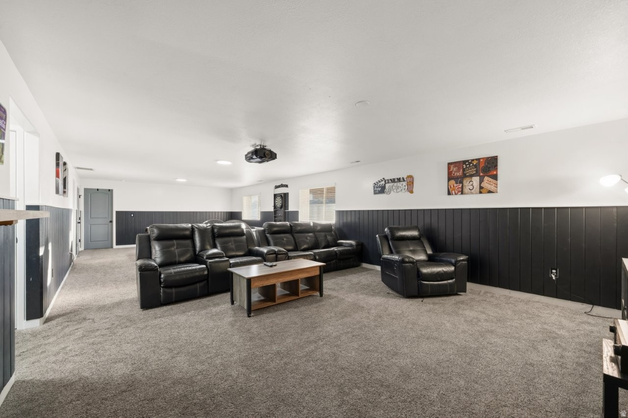 QUAIL MEADOWS ESTATE - Residential