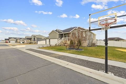 Tiny photo for 3561 S 5160 W, Hooper, UT 84315 (MLS # 2141002)