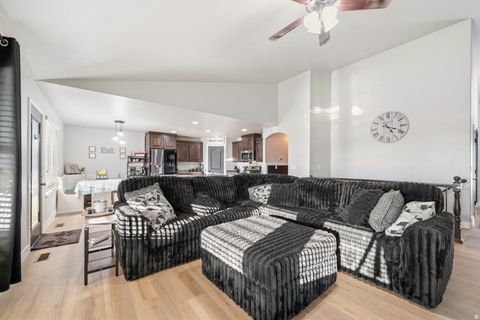 Tiny photo for 3561 S 5160 W, Hooper, UT 84315 (MLS # 2141002)