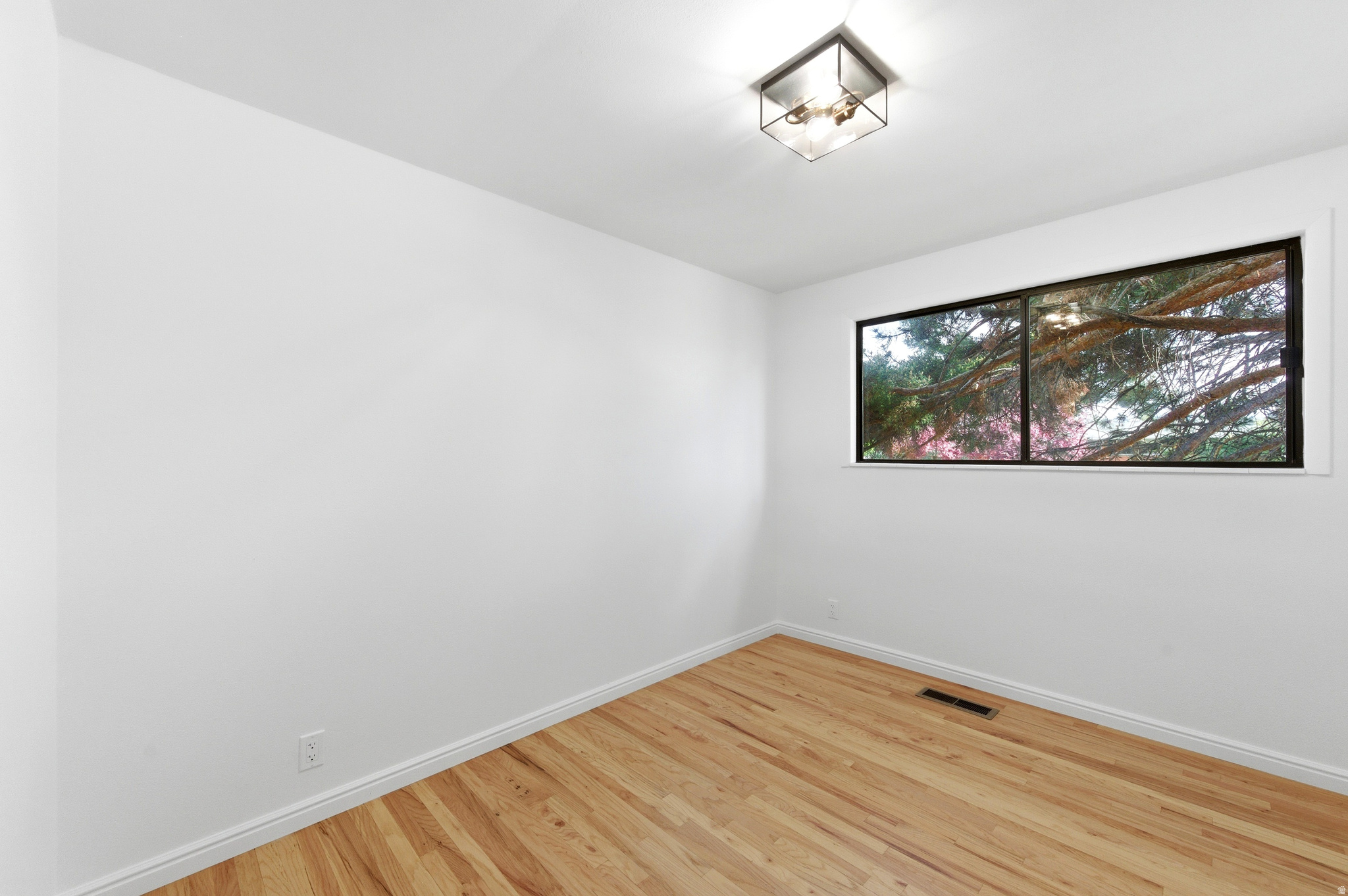 HILLSDALE HEIGHTS - Residential