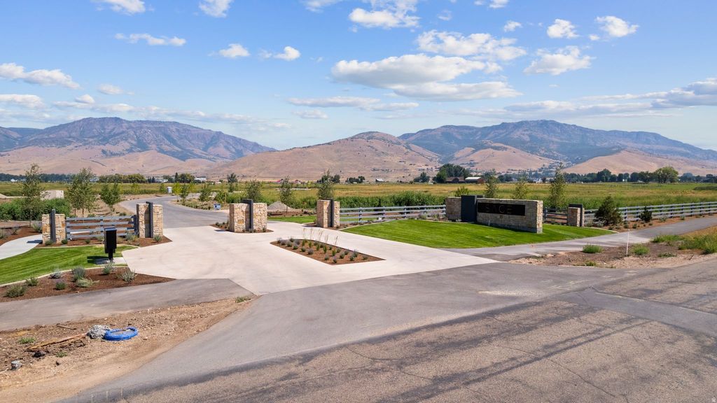 Photo of 357 S 7900 ST E #14, Huntsville, UT 84317 (MLS # 2125266)