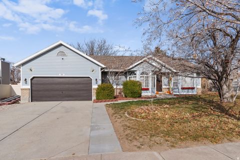 Photo of 989 E SANDCREST DR, Sandy, UT 84094 (MLS # 2124517)