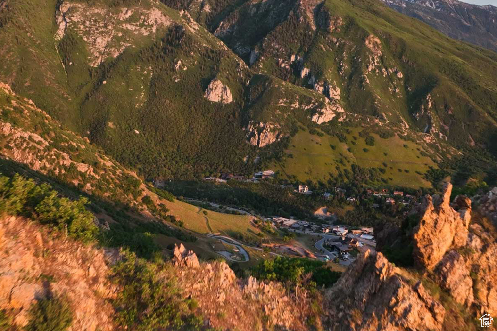 COTTONWOOD CANYON ES - Land