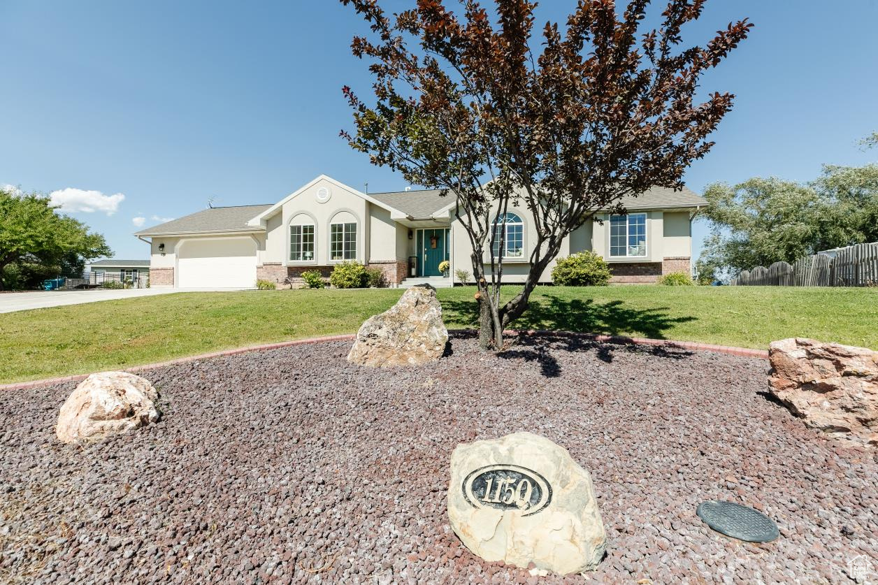 COUNTRY CLUB ESTATES - Residential