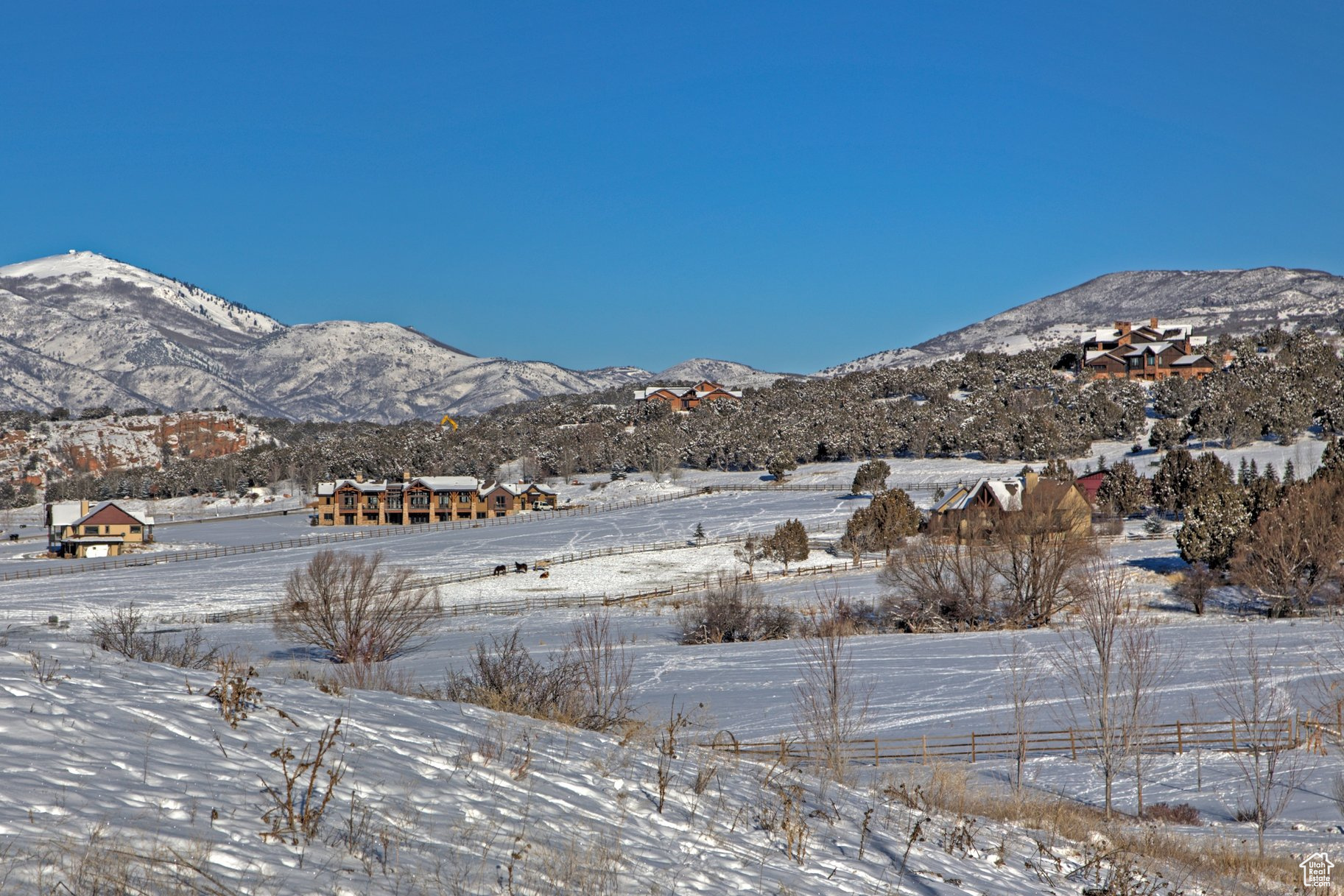 RED LEDGES - Land