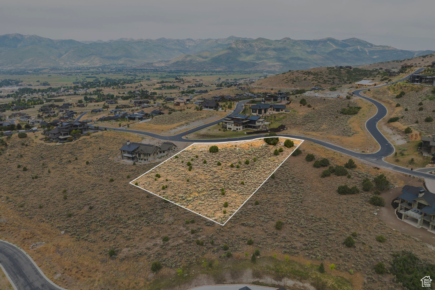 RED LEDGES - Land