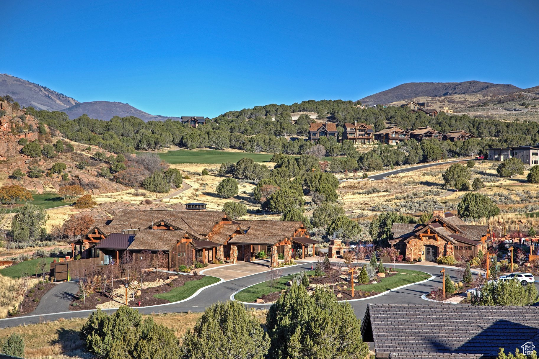RED LEDGES - Land