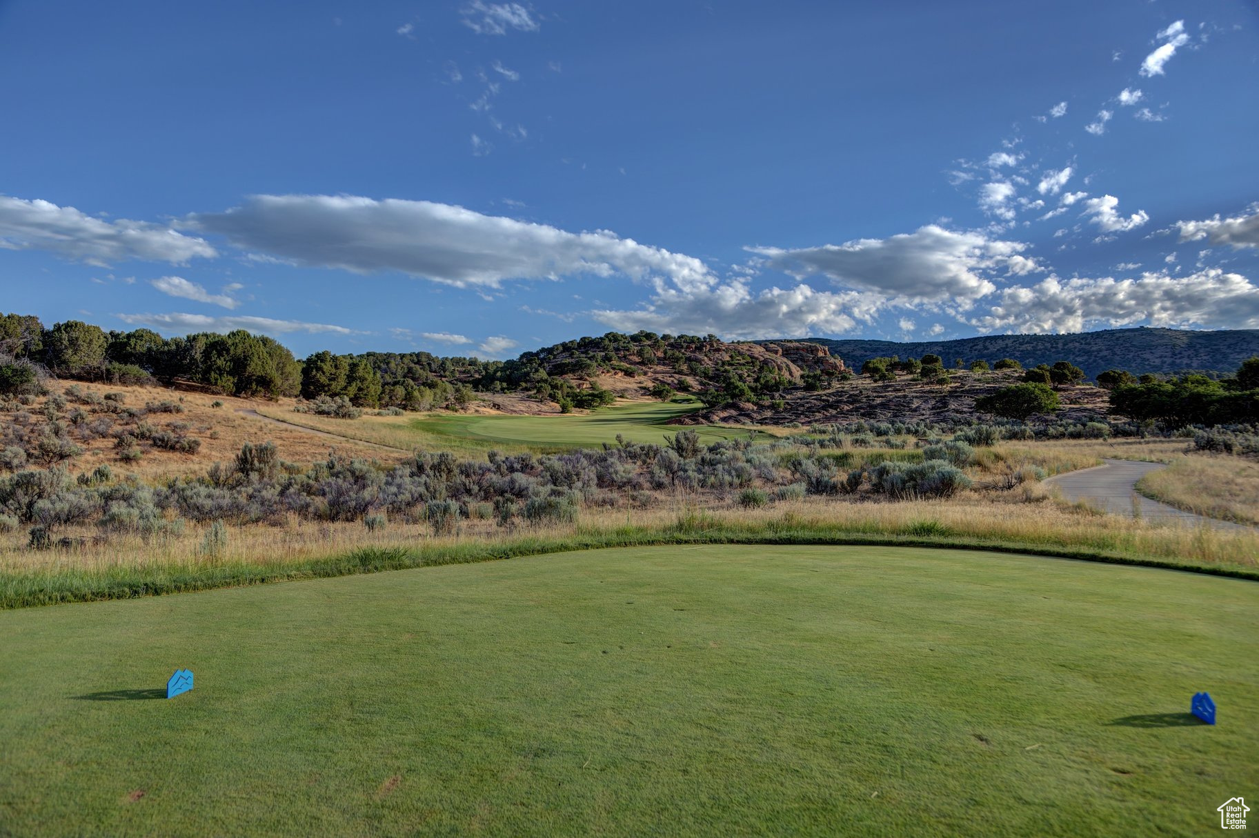 RED LEDGES - Land