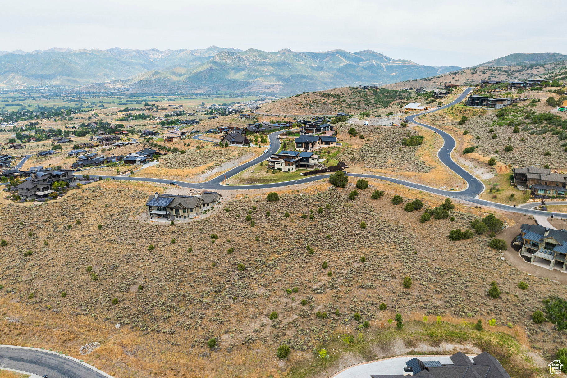 RED LEDGES - Land