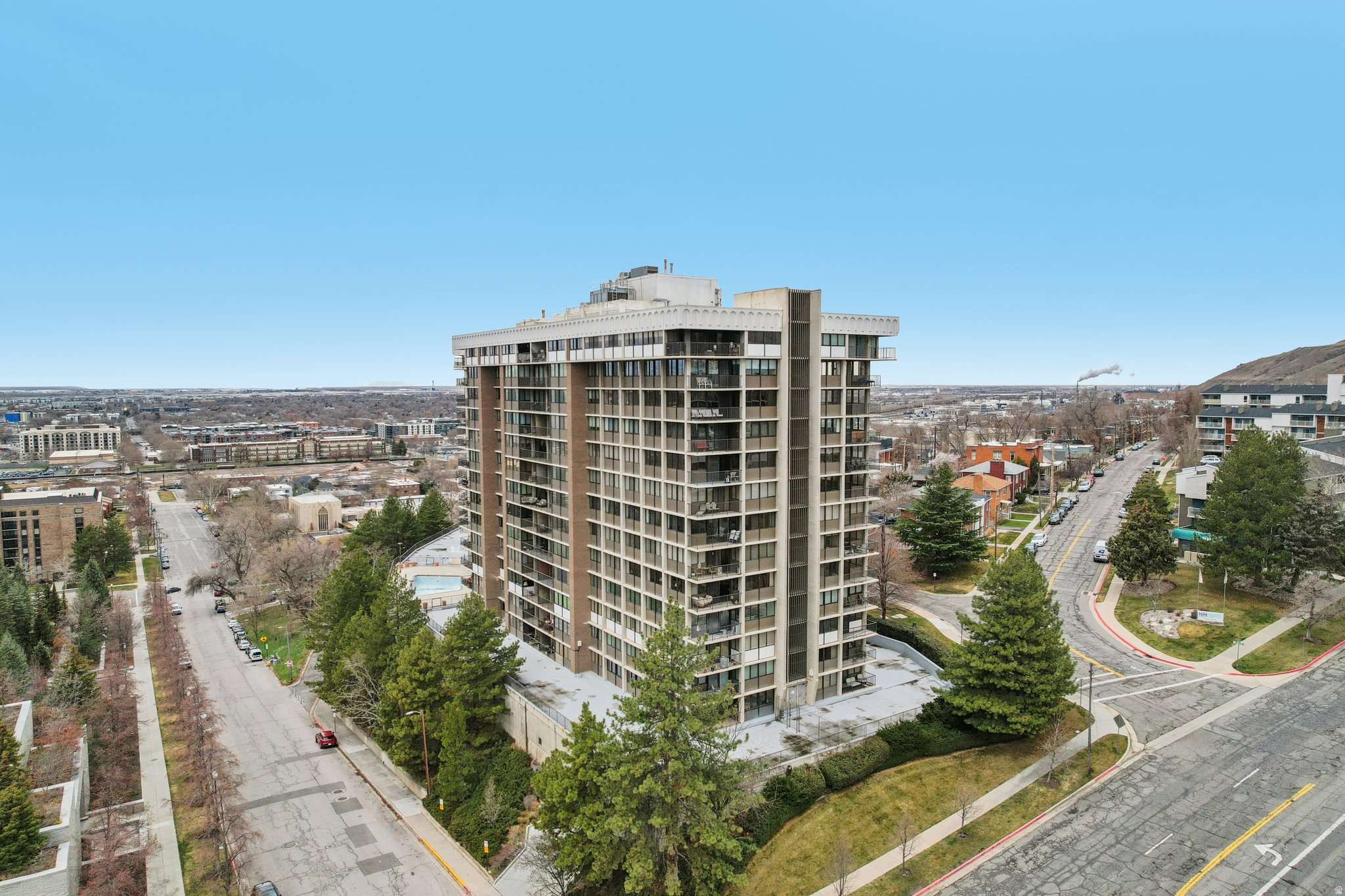 ZION SUMMIT CONDM - Residential