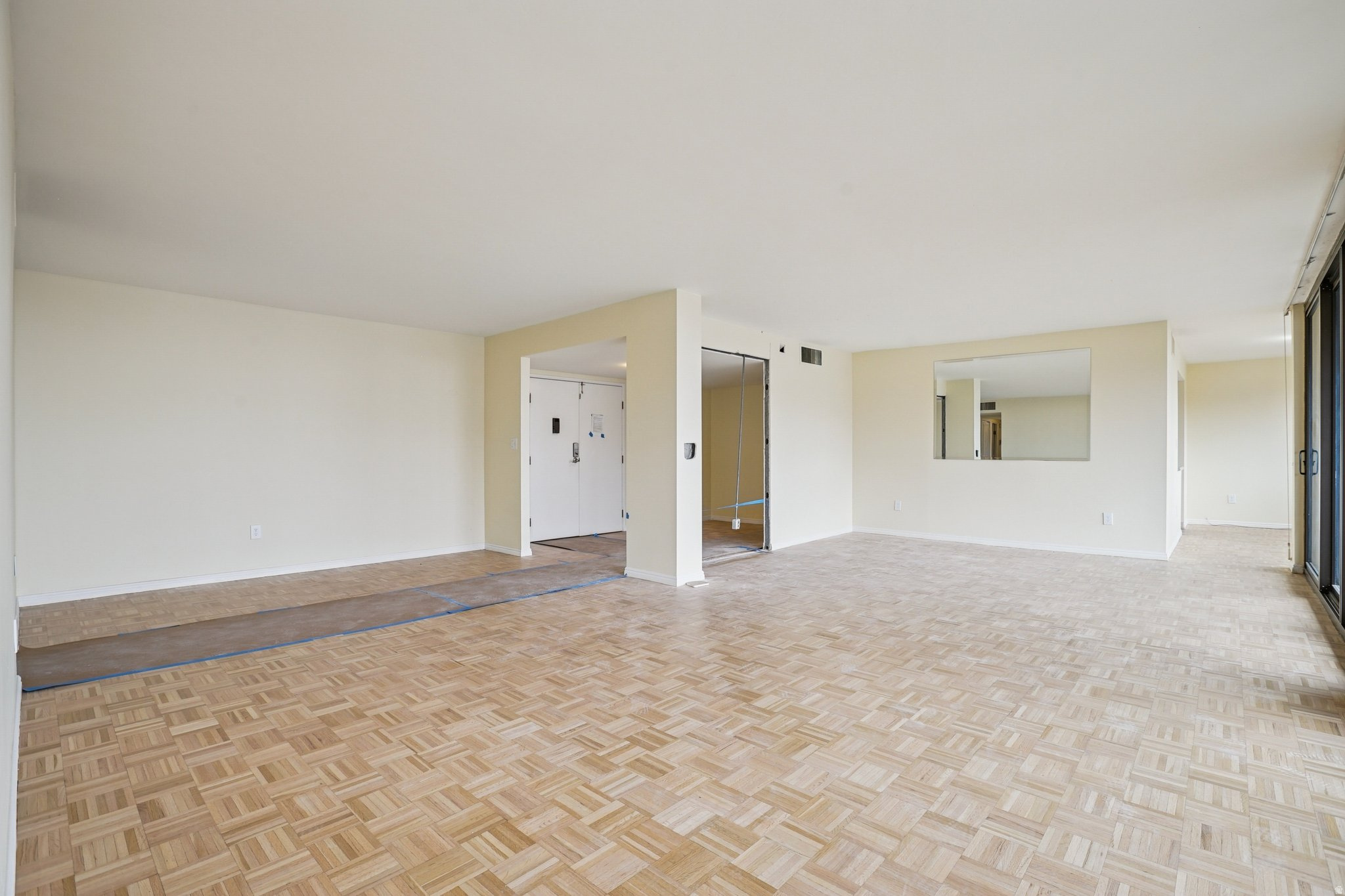 ZION SUMMIT CONDM - Residential