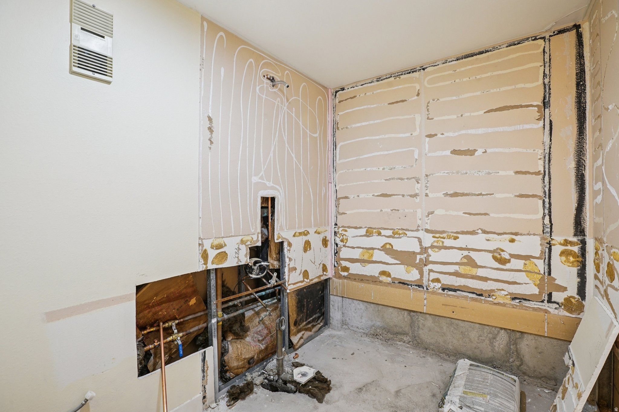 ZION SUMMIT CONDM - Residential