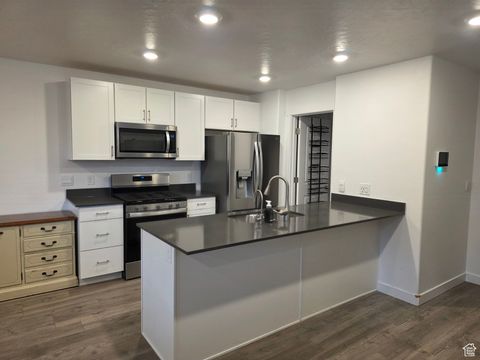 Tiny photo for 1375 S OAKDALE DR, Santaquin, UT 84655 (MLS # 2107791)