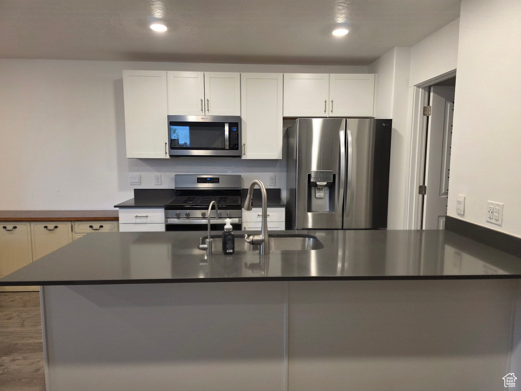 RIDGE - Residential