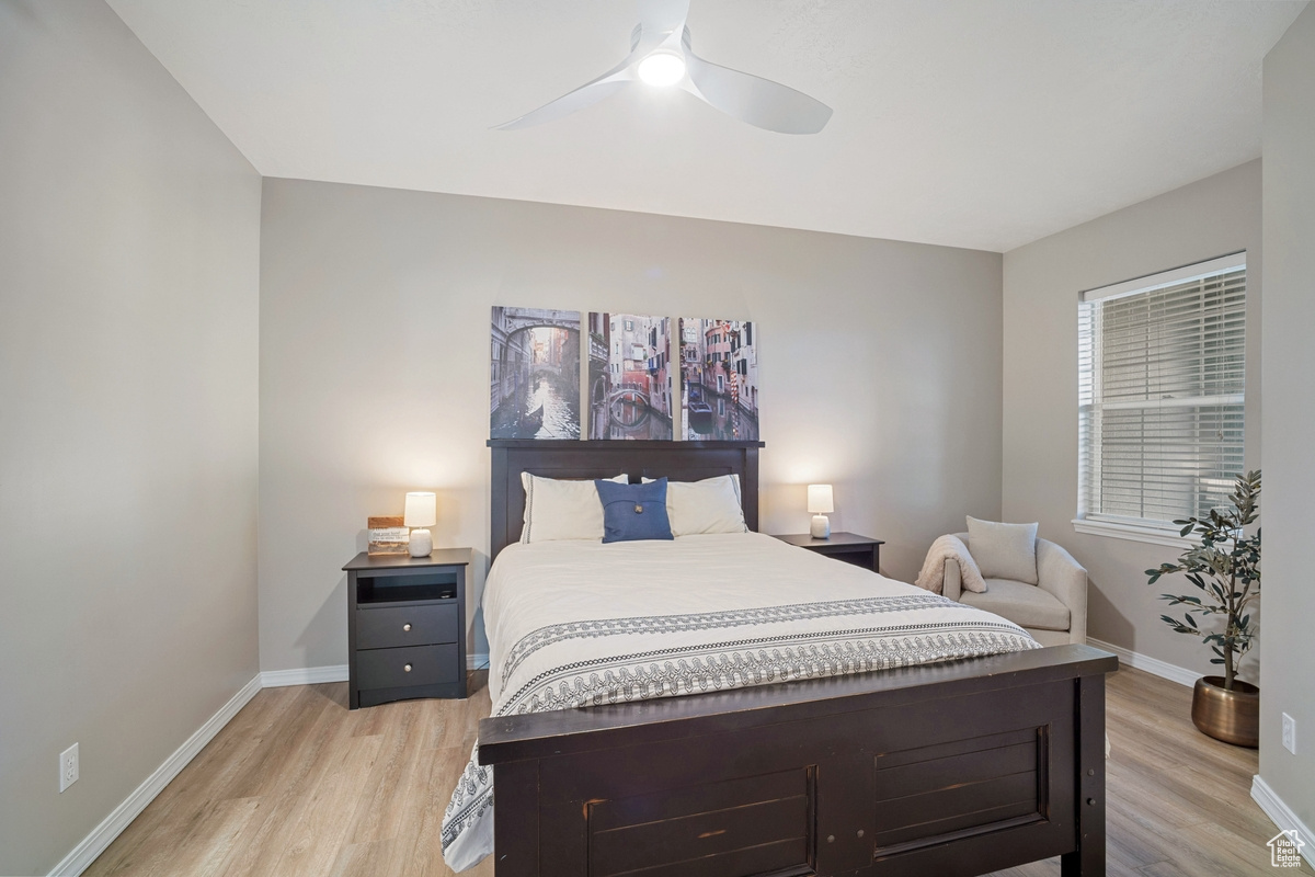 961 S Courtyard Ln, Centerville, Utah image 10