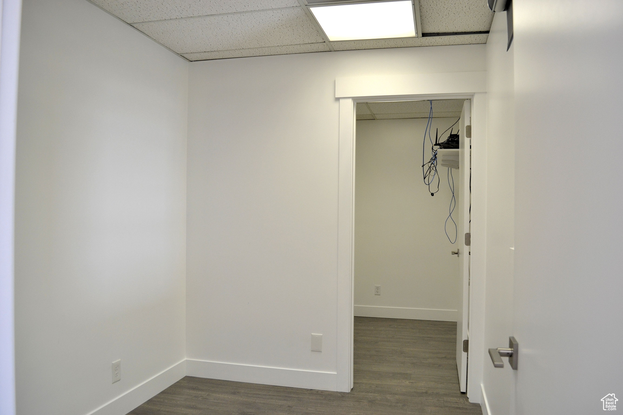 CRESTON PLAZA - Commercial Lease
