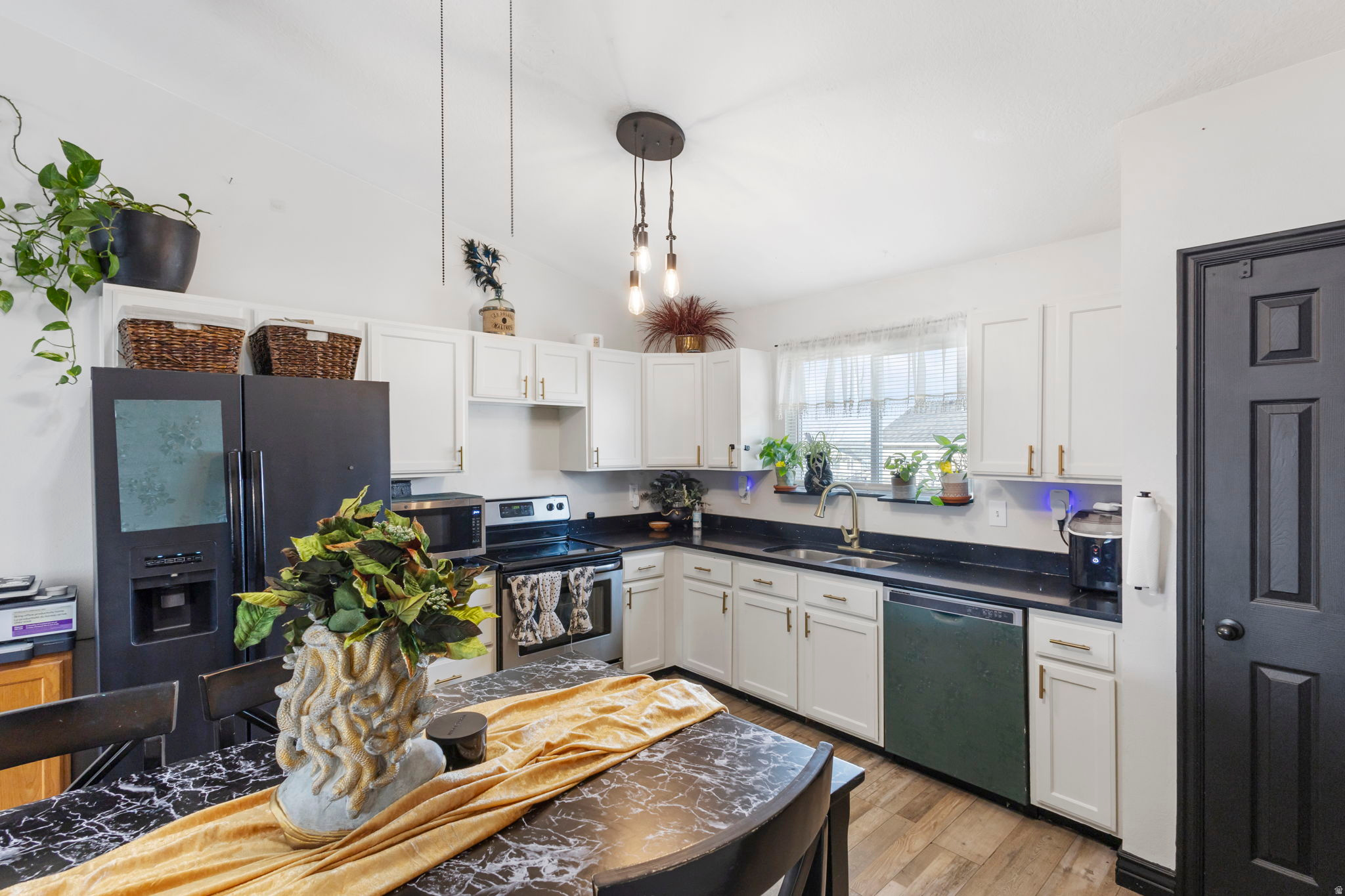 SHETLAND MEADOWS NO - Residential