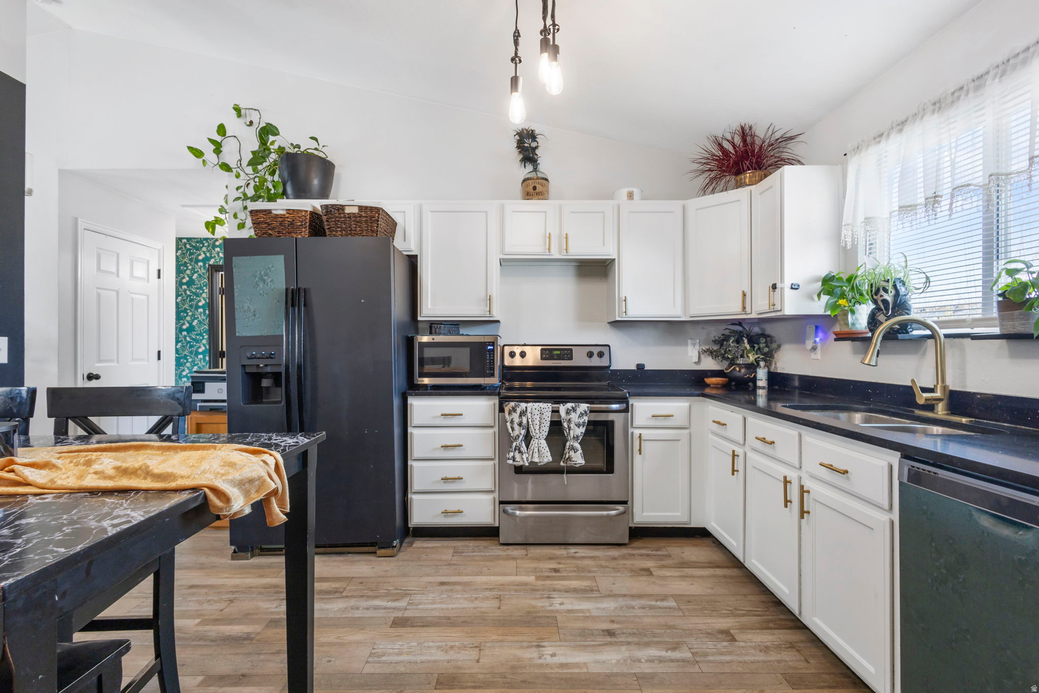 SHETLAND MEADOWS NO - Residential