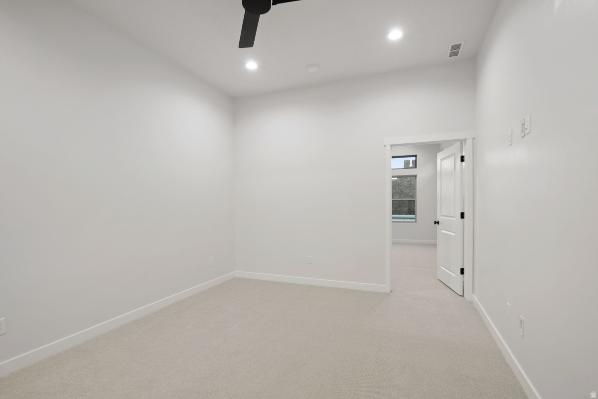 DAYBREAK - Residential