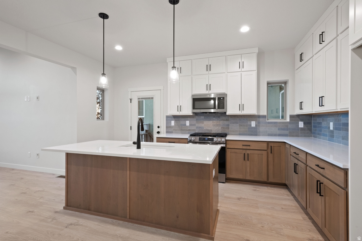 DAYBREAK - Residential