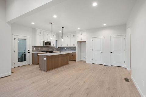 Tiny photo for 11383 S EASY BEE RD, South Jordan, UT 84009 (MLS # 2130062)