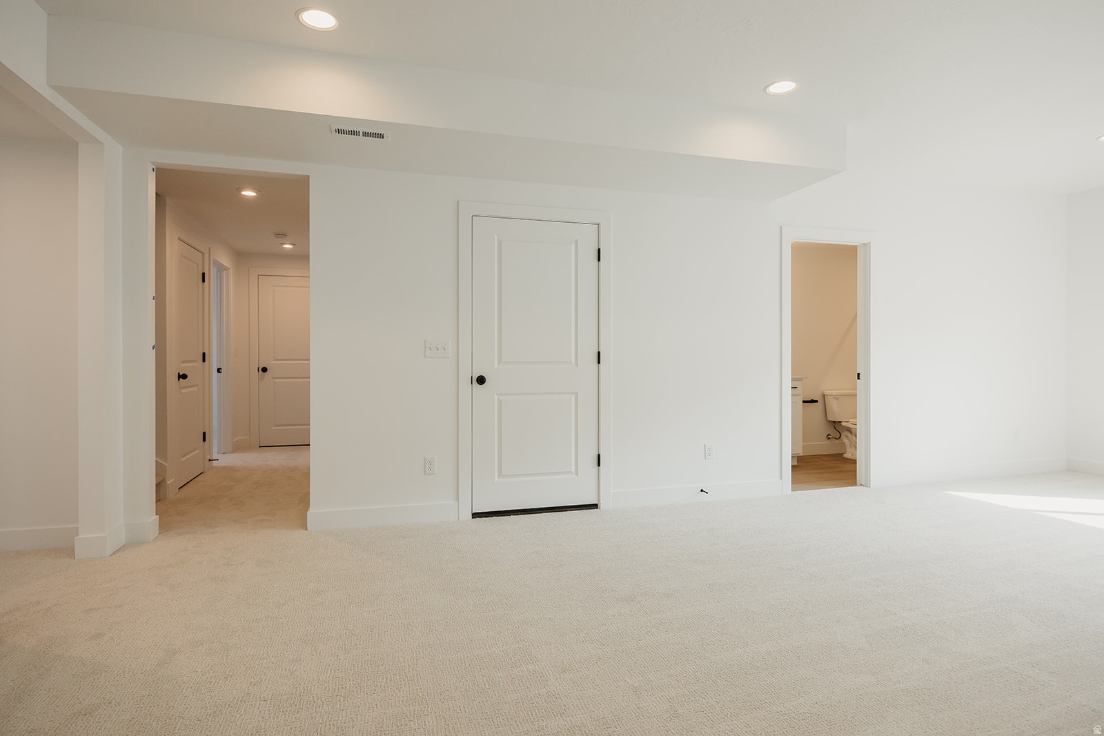 WILLOW ESTATES - Residential