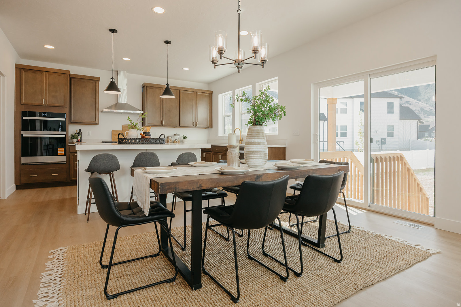 WILLOW ESTATES - Residential