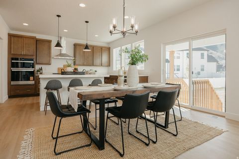 Tiny photo for 1023 S 3600 E #PRSTN, Spanish Fork, UT 84660 (MLS # 2141646)