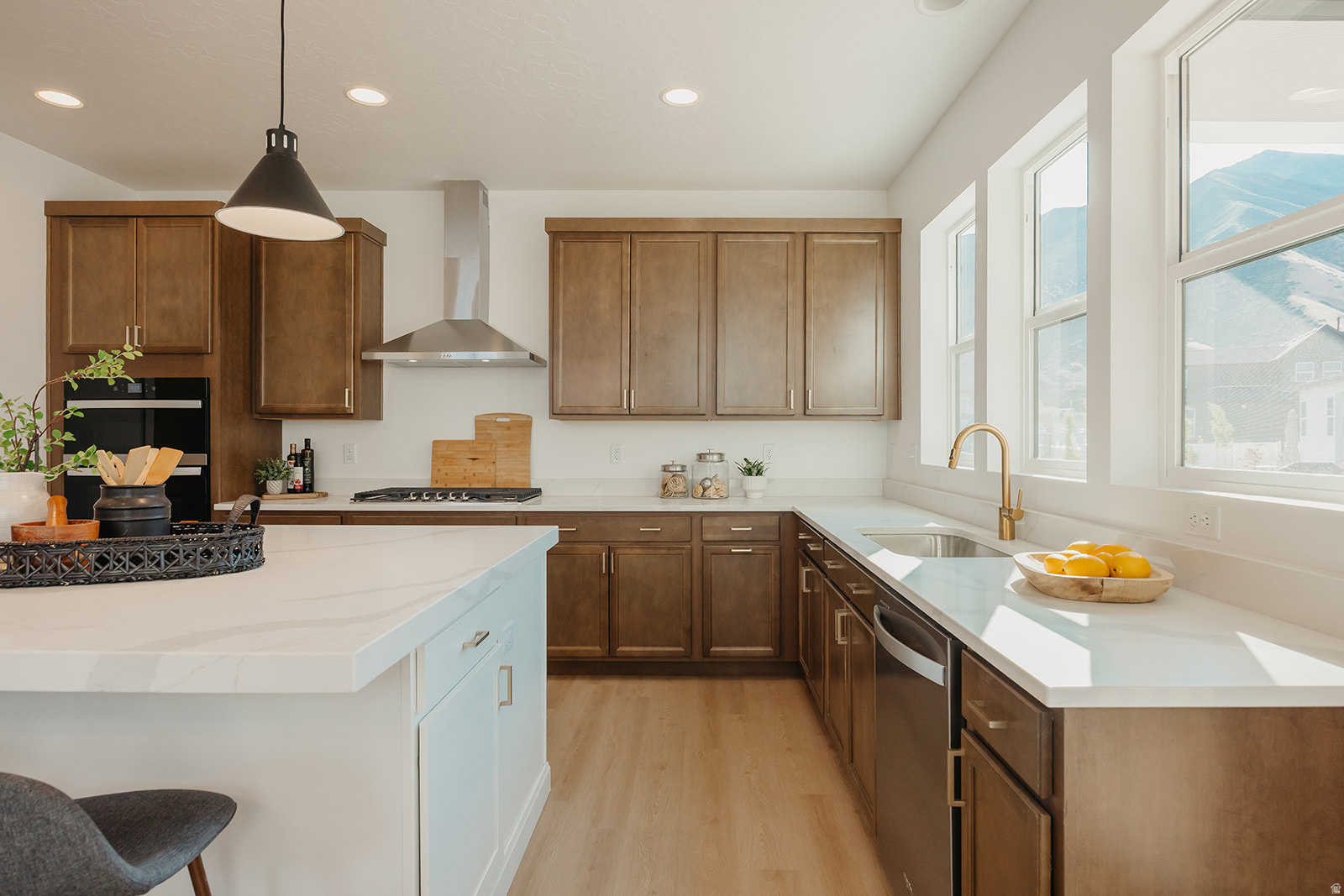 WILLOW ESTATES - Residential