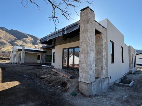 Tiny photo for 1549 E PATTERSON LN, Draper, UT 84020 (MLS # 2149942)