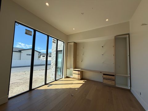 Tiny photo for 1549 E PATTERSON LN, Draper, UT 84020 (MLS # 2149942)