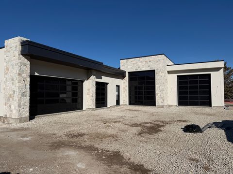 Tiny photo for 1549 E PATTERSON LN, Draper, UT 84020 (MLS # 2149942)