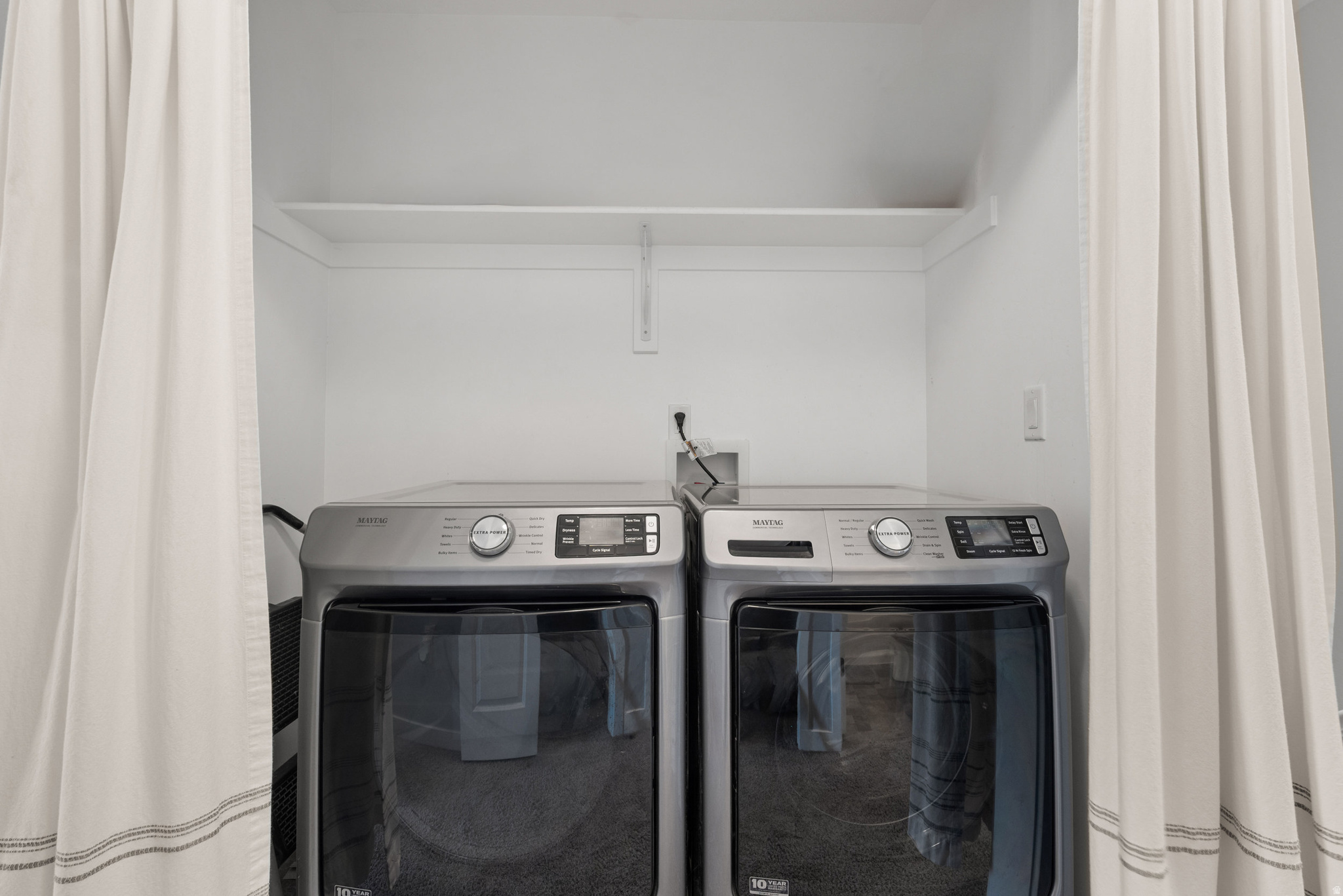 YOSEMITE PARK LOFTS - Residential