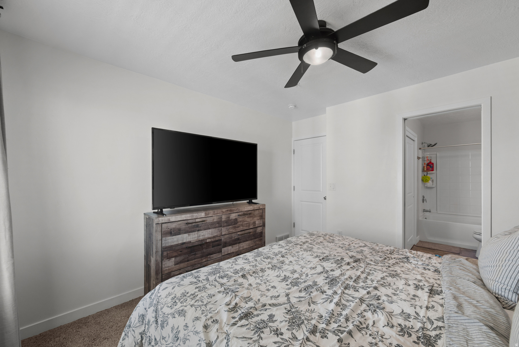 YOSEMITE PARK LOFTS - Residential