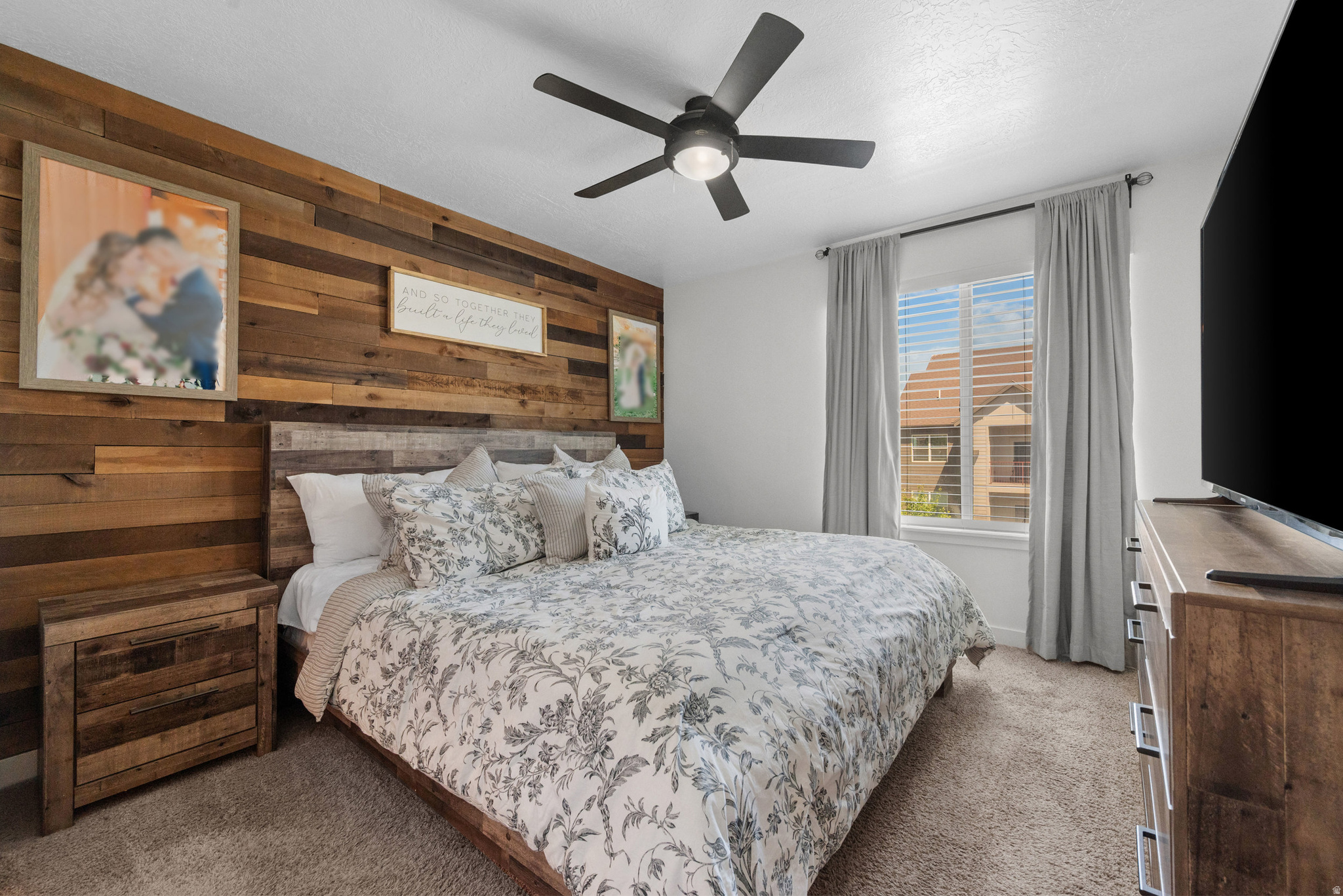 YOSEMITE PARK LOFTS - Residential