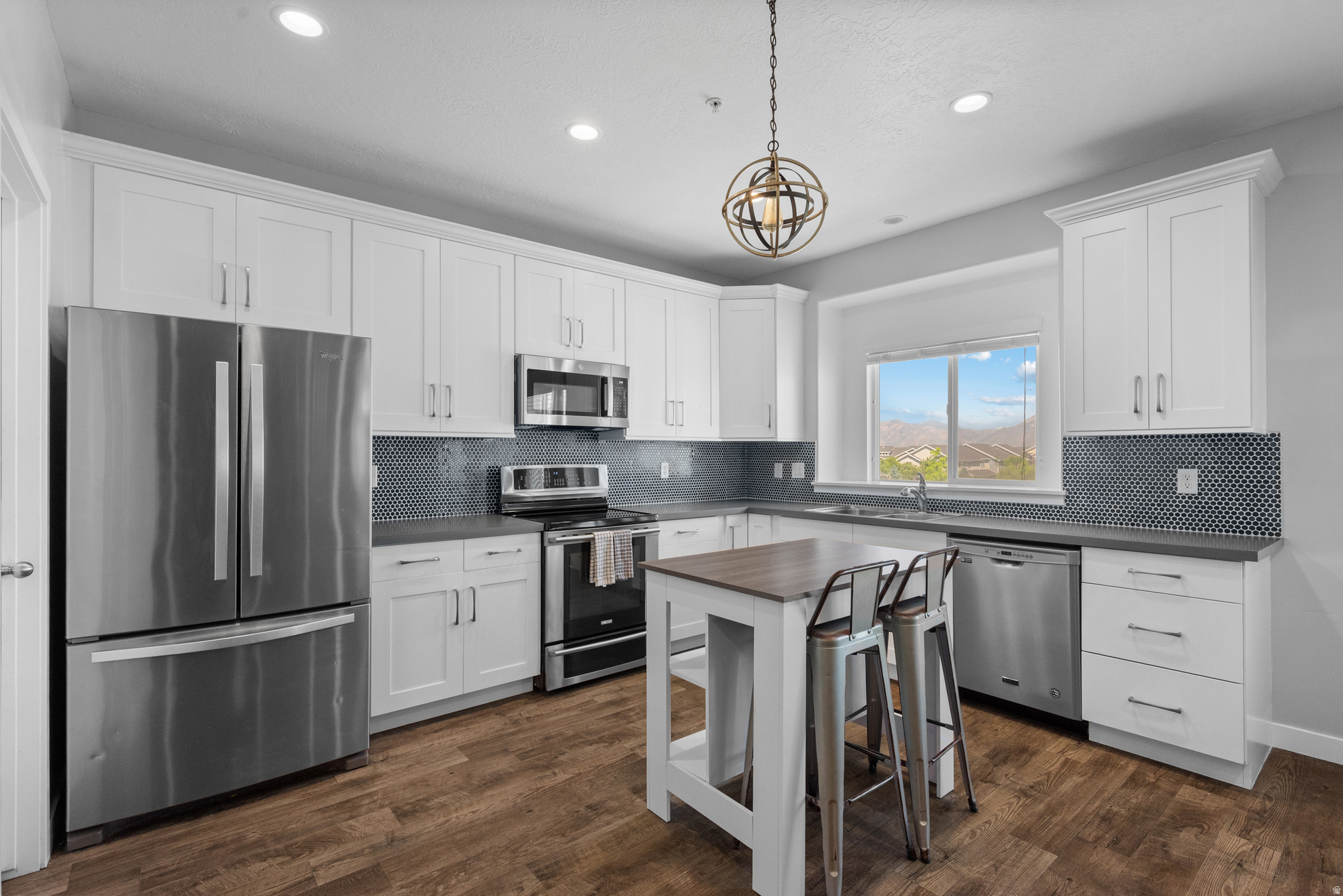 YOSEMITE PARK LOFTS - Residential