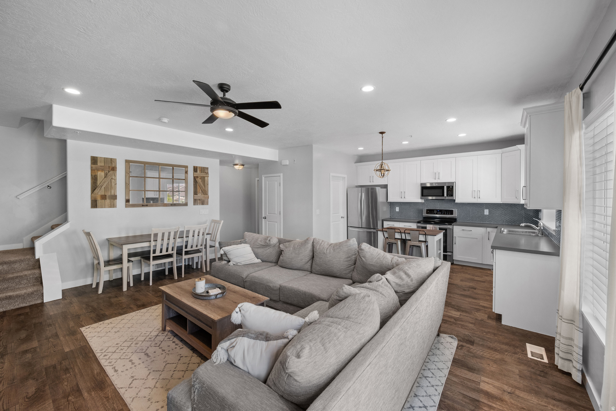 YOSEMITE PARK LOFTS - Residential