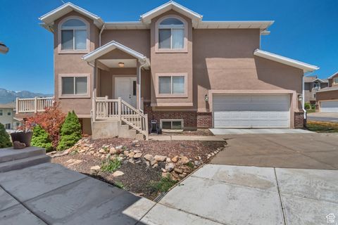 Photo of 846 N SAPPHIRE ST, Morgan, UT 84050 (MLS # 2142394)