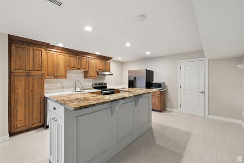 Tiny photo for 13881 VESTRY RD, Draper, UT 84020 (MLS # 2119011)