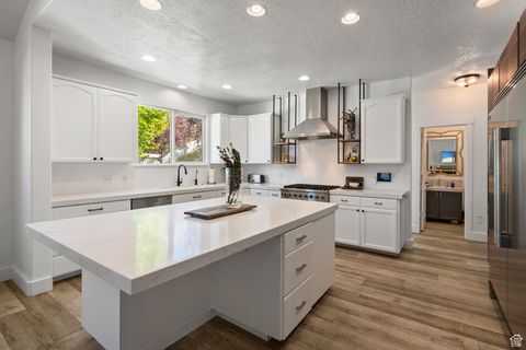 Tiny photo for 13881 VESTRY RD, Draper, UT 84020 (MLS # 2119011)