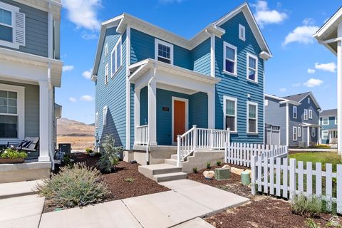 Photo of 11488 S BINGHAM RIM RD, South Jordan, UT 84009 (MLS # 2106329)