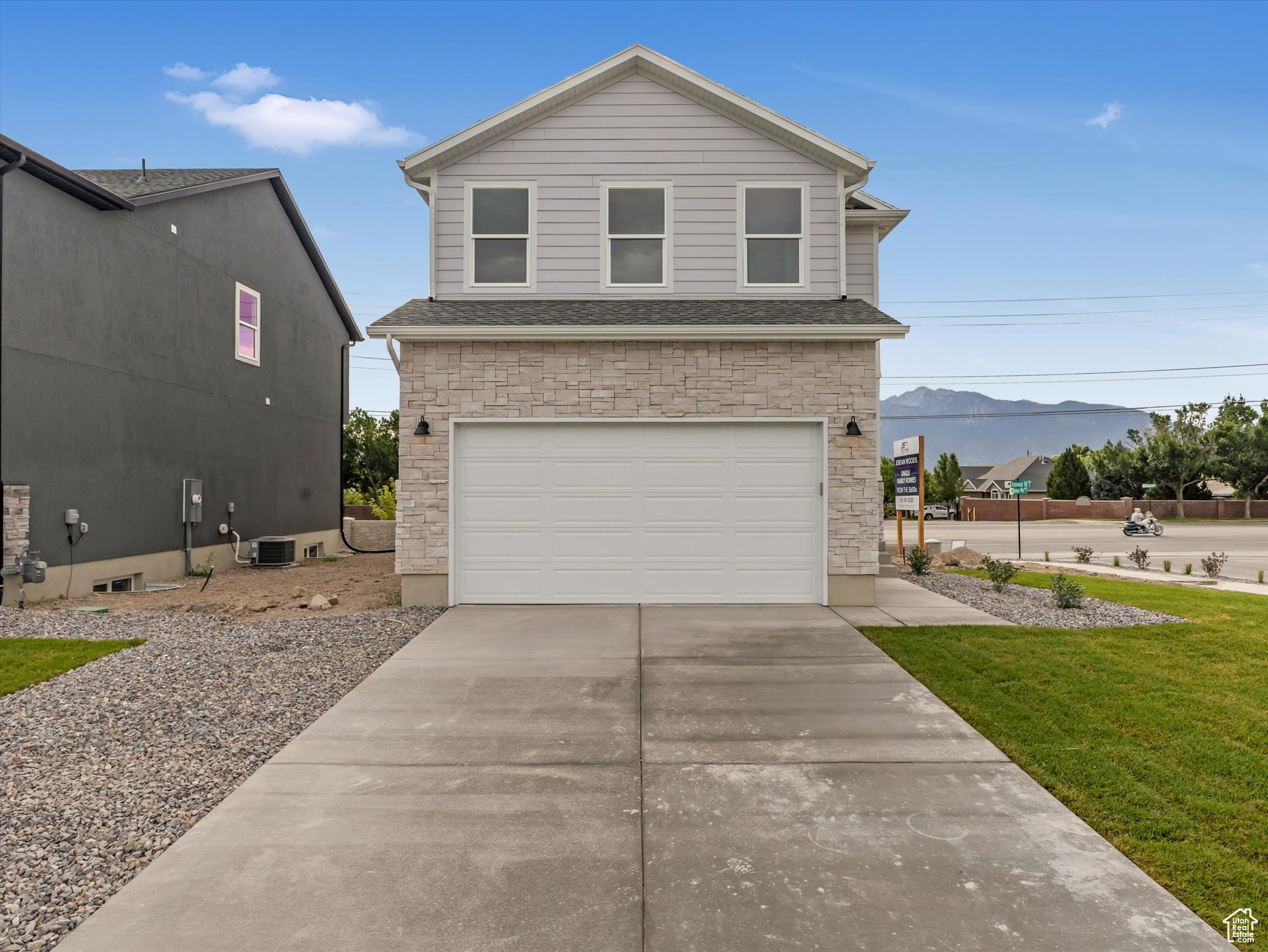 9511 S TIRADO CV 204