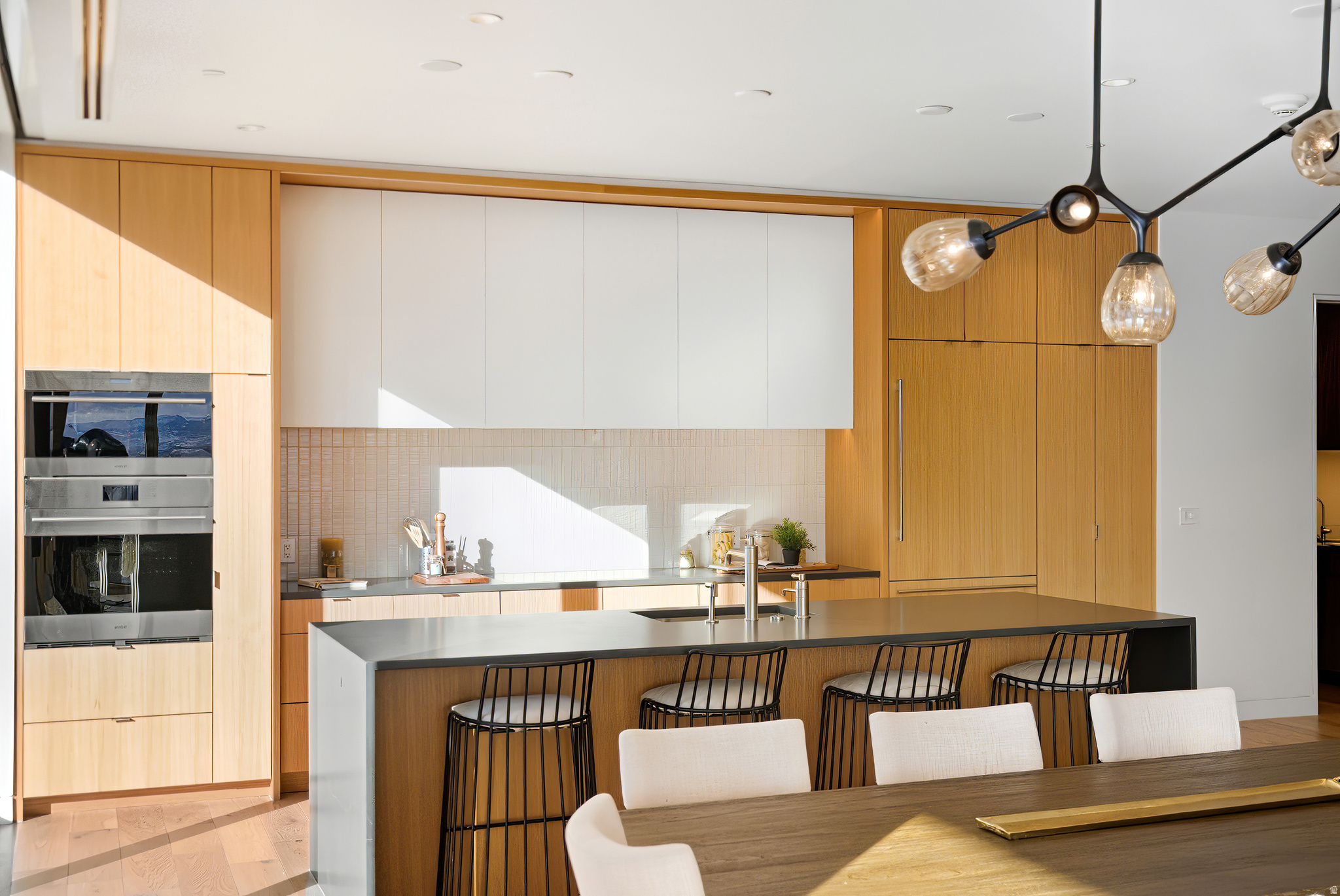 FOUNDERS PLACE - Residential
