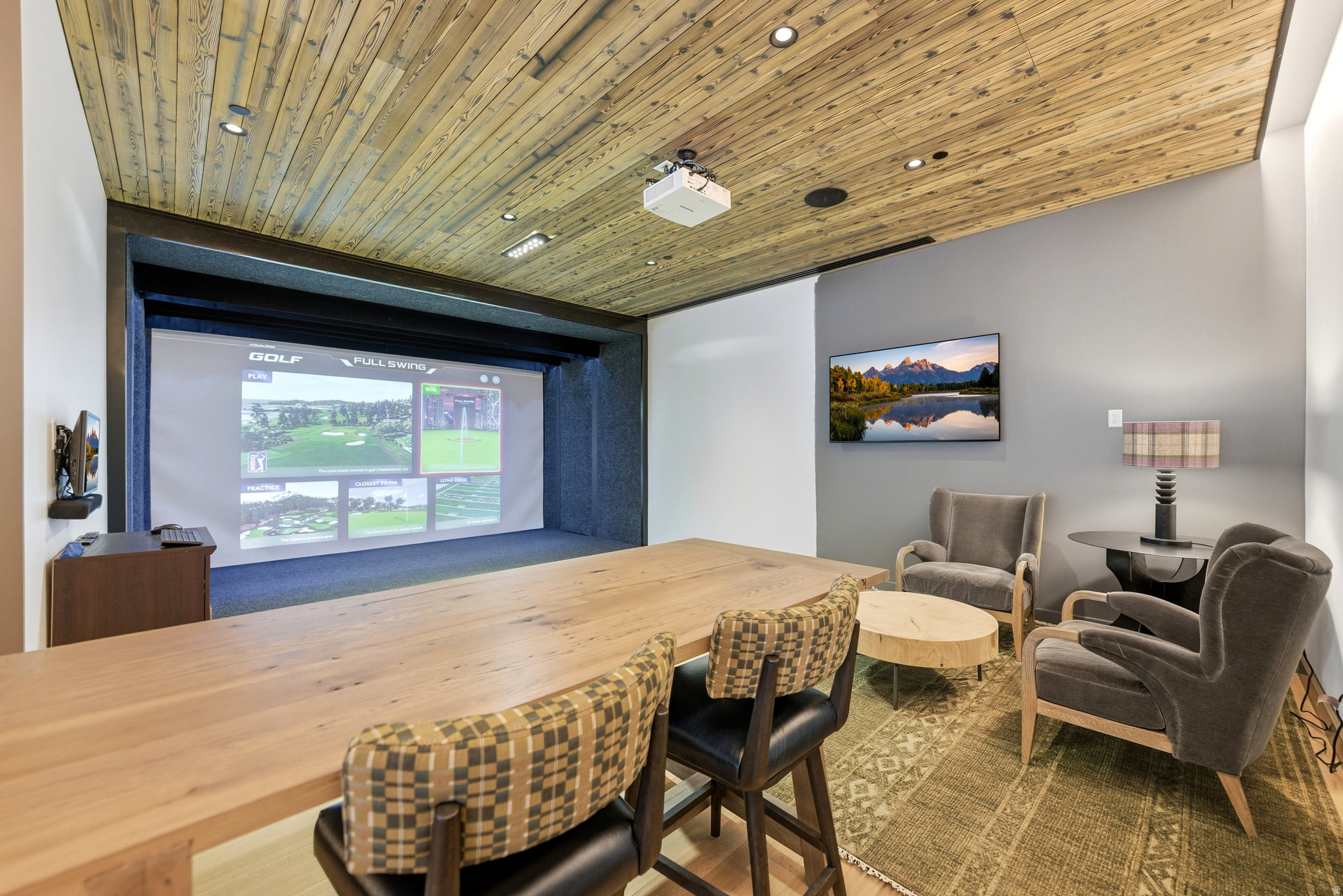 FOUNDERS PLACE - Residential