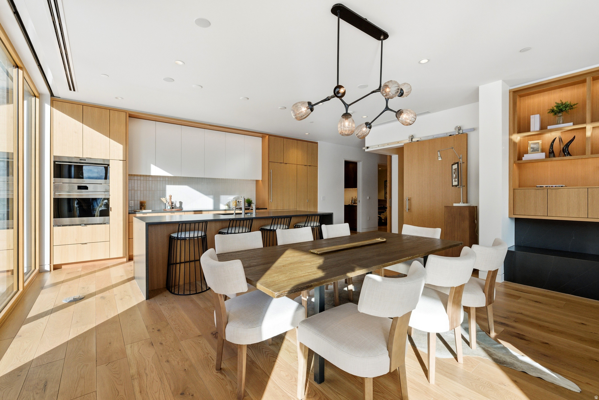 FOUNDERS PLACE - Residential