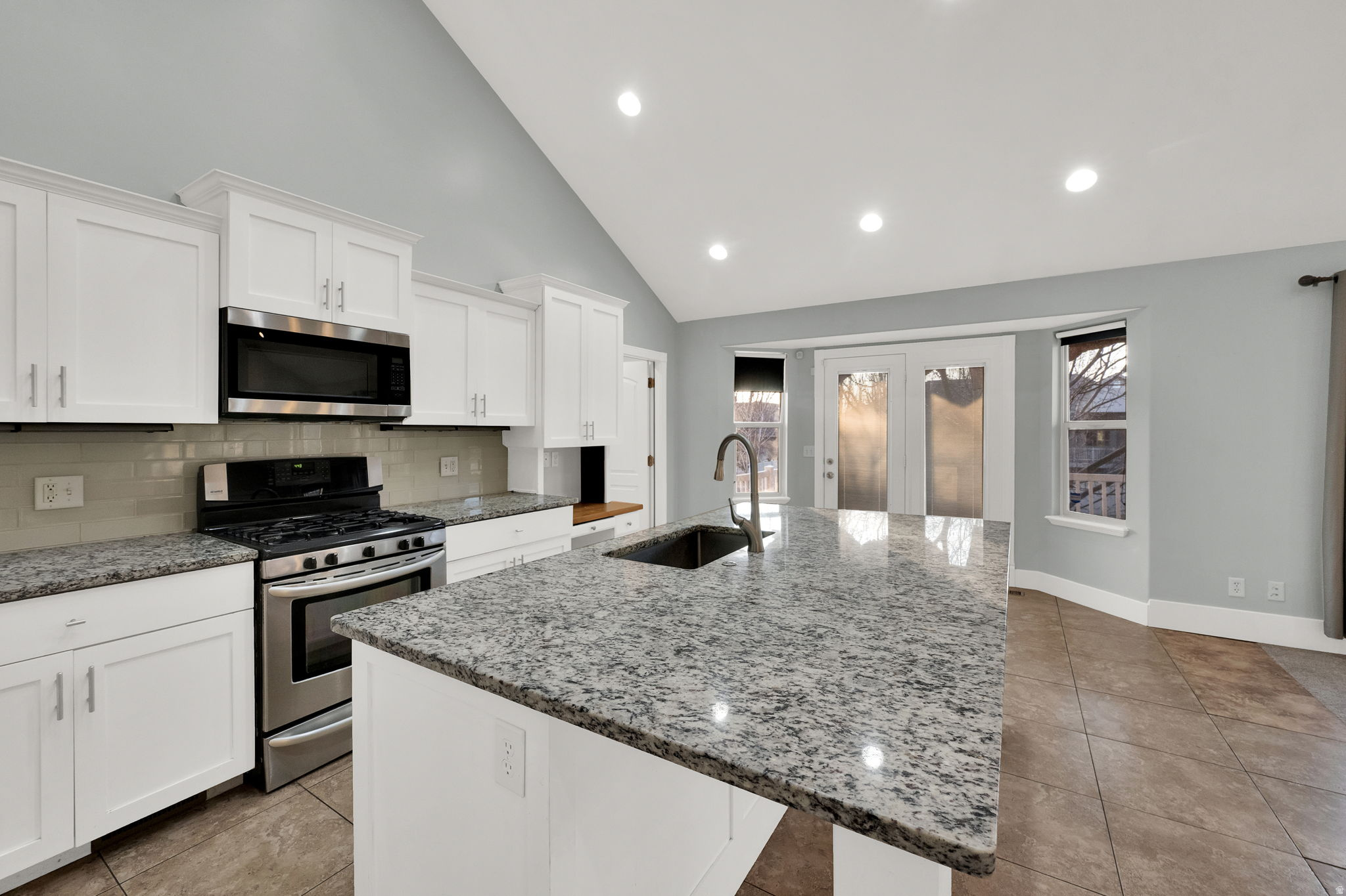 WILD HORSE SPRINGS - Residential